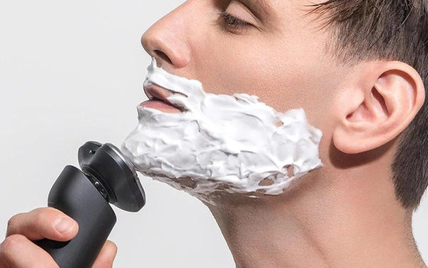Làm thế nào để ngăn vết cạo râu khỏi chảy máu