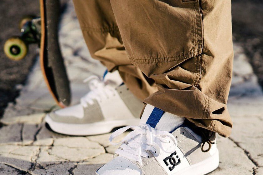 Giày Sneaker và cách phối đẹp trong mọi tình huống