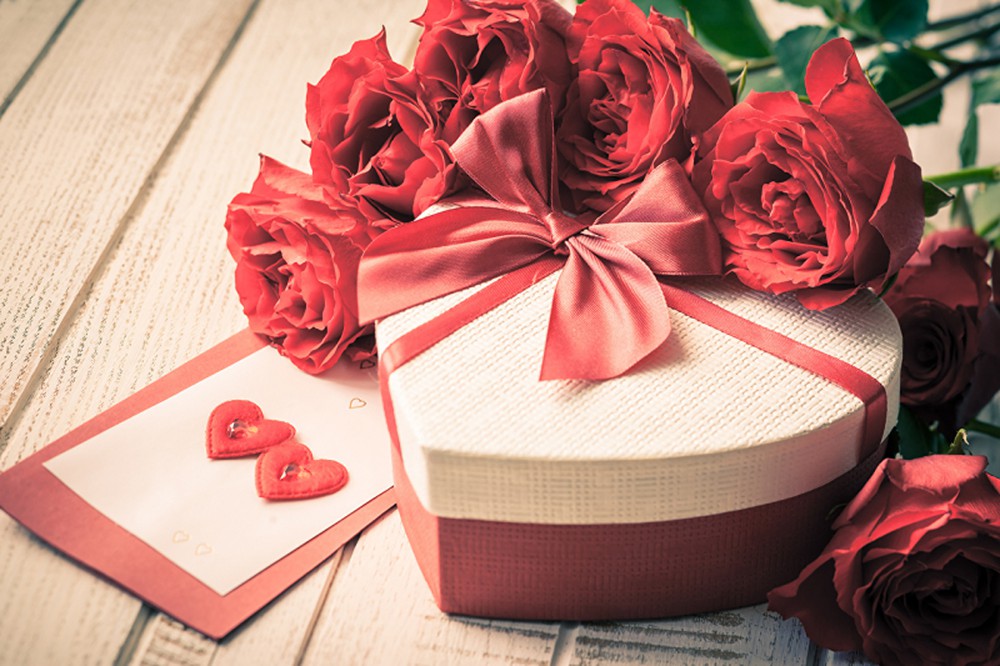 4 Sai Lầm Của Nam Giới Khi Chọn Quà Tặng Bạn Gái
