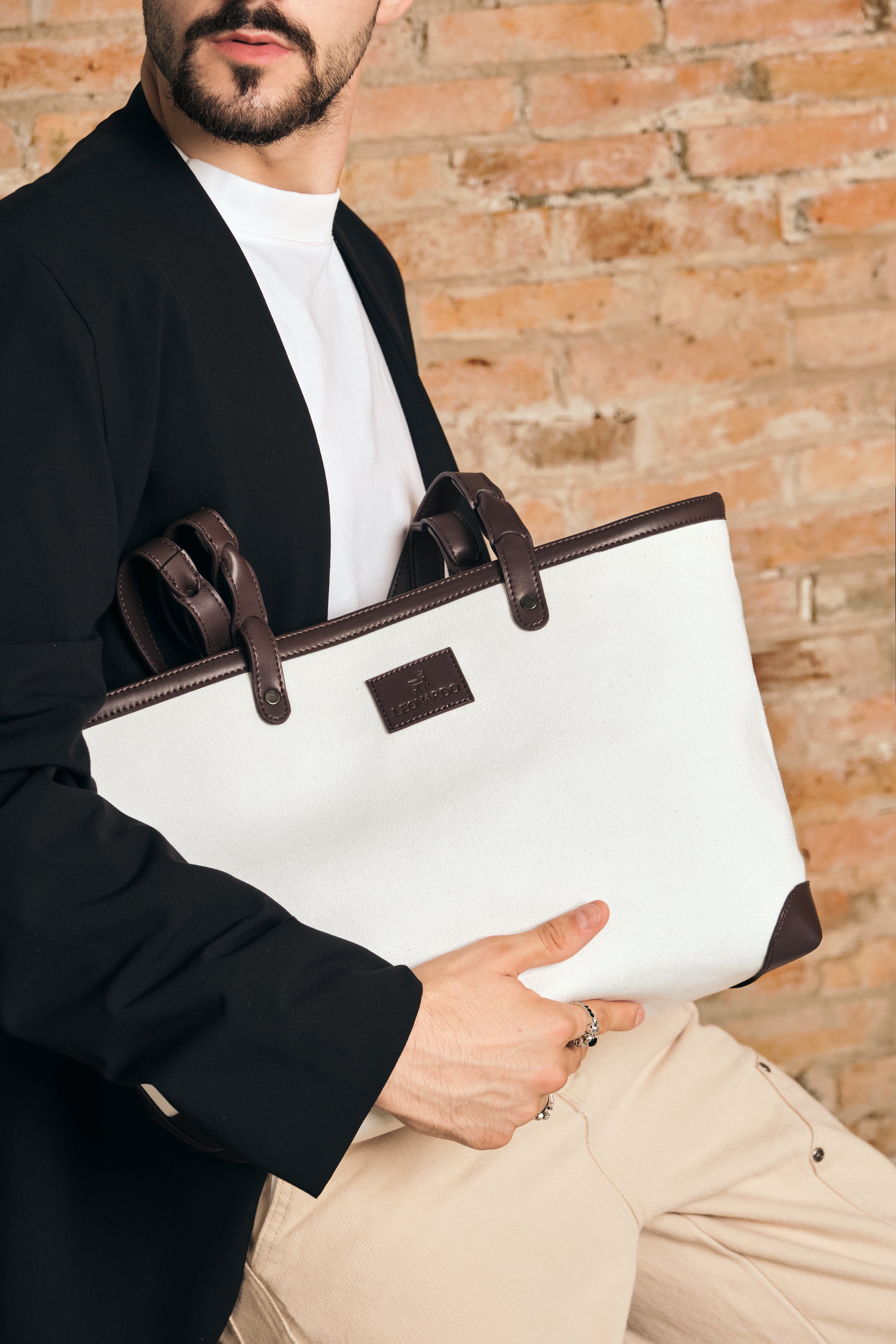 Túi Tote Brownie - Leonardo
#color_trắng