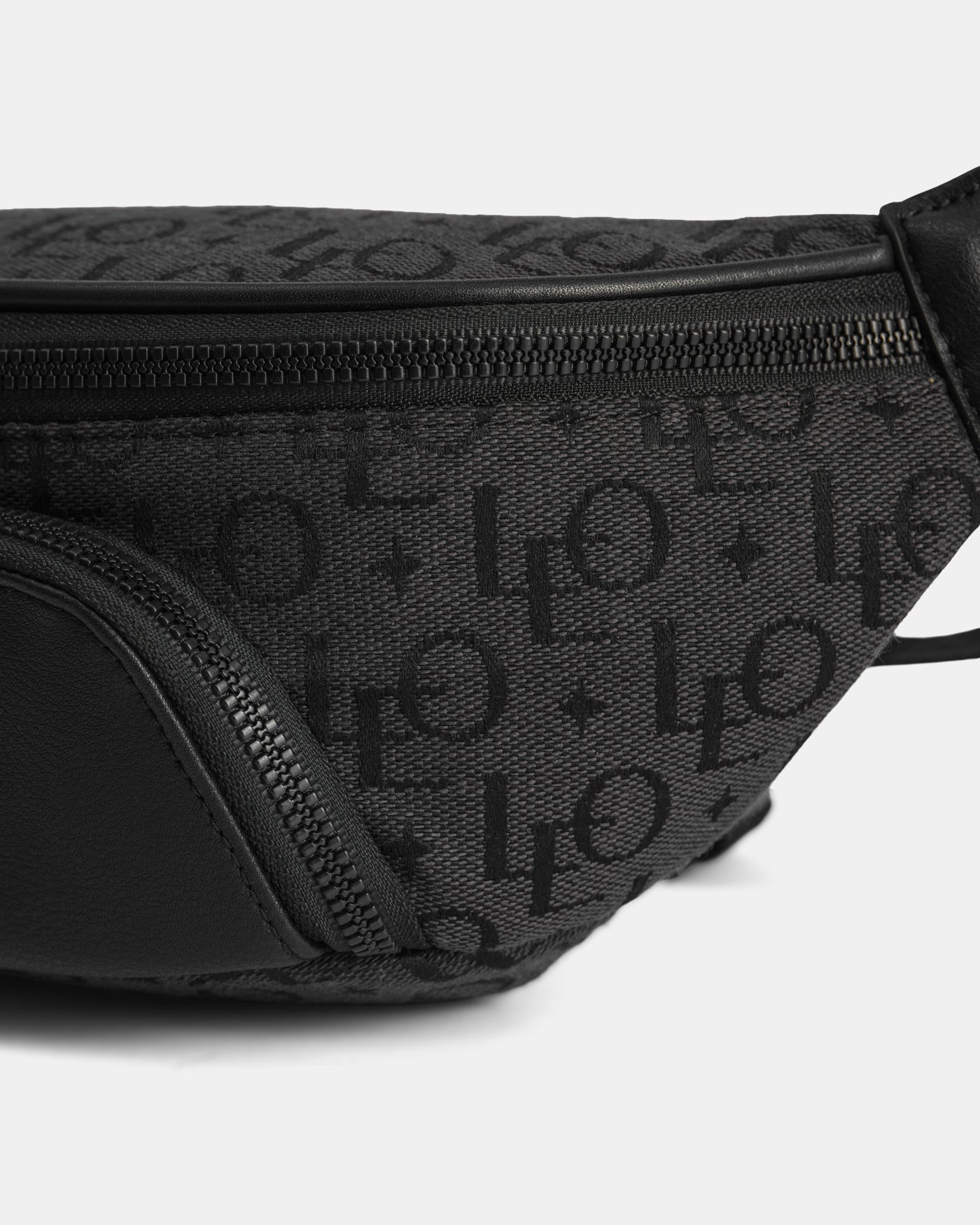 Túi Crossbody Monogram Nate