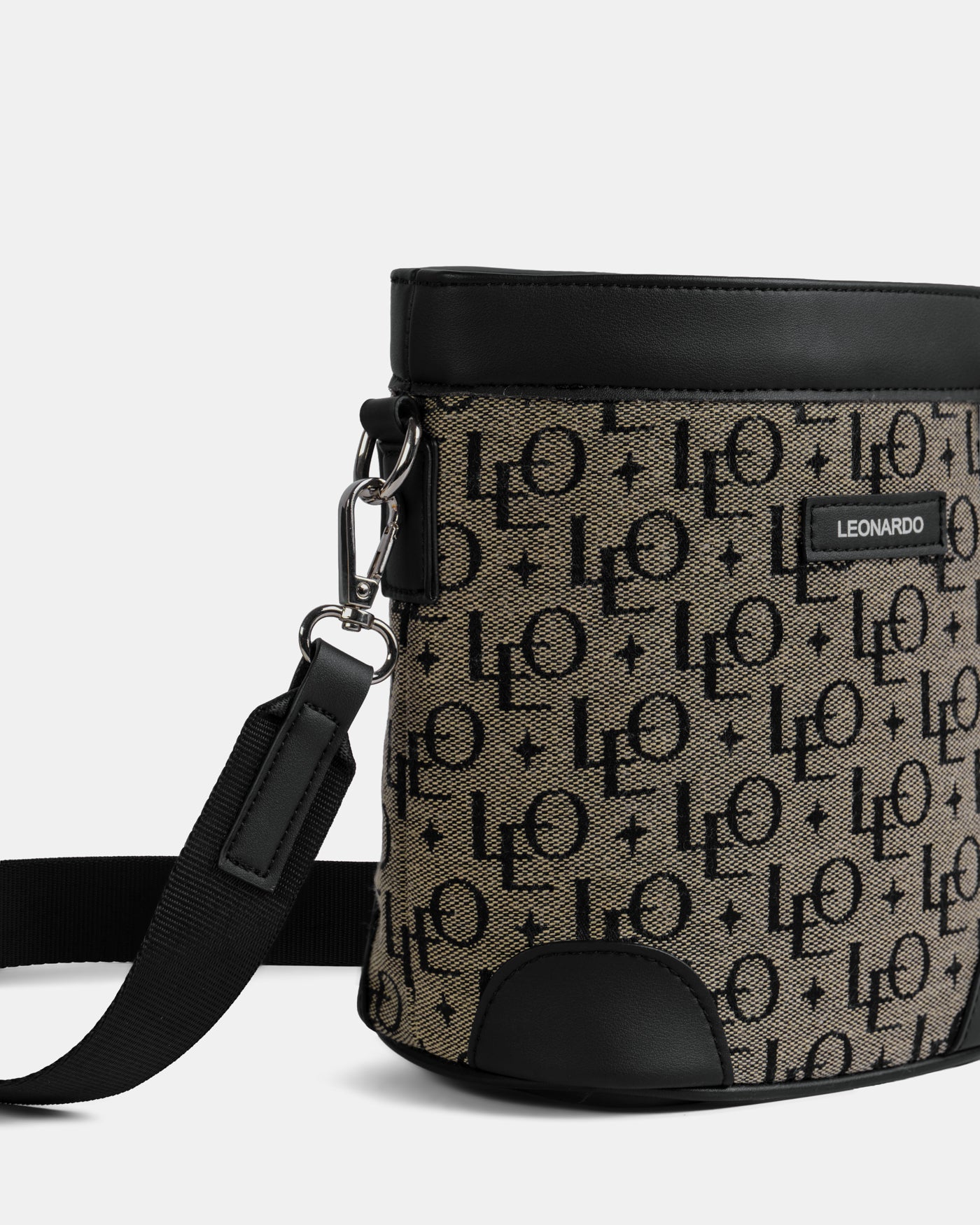 Túi Bucket Monogram Nate