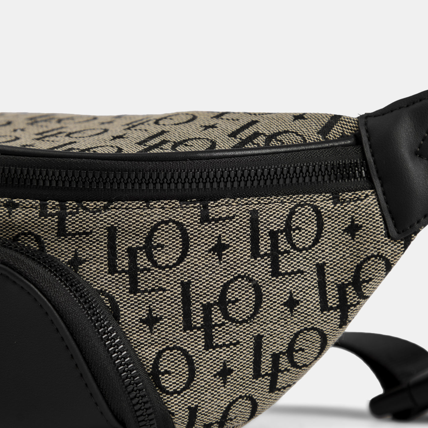 Túi Crossbody Monogram Nate