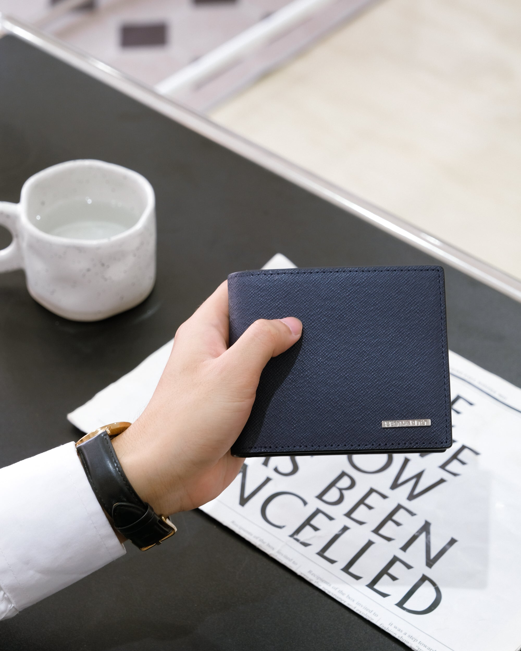 Ví Bifold Anthony - Leonardo
#Color_Xanh Navy