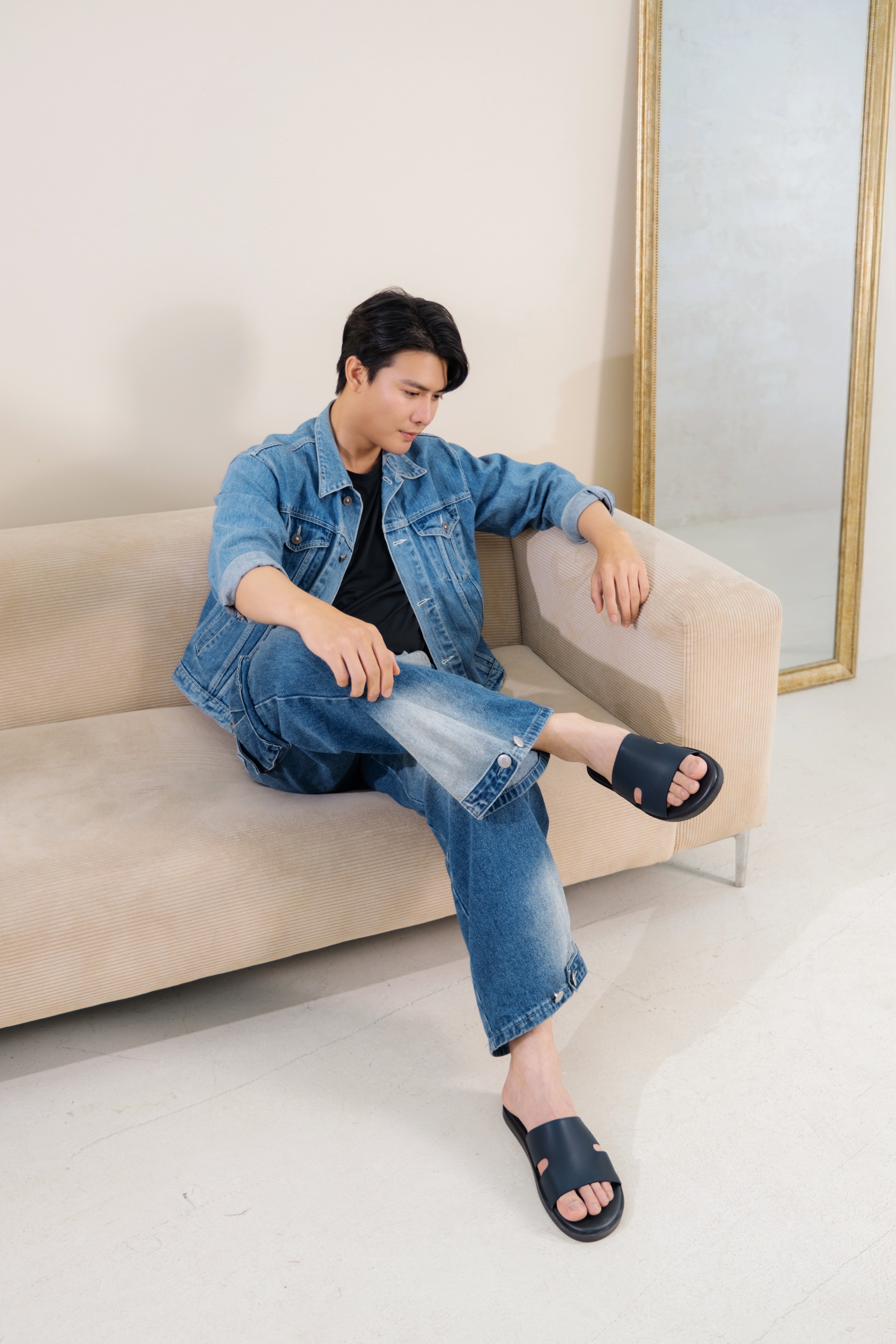 Dép Da Luca [OUTLET] - Leonardo
#color_xanh navy