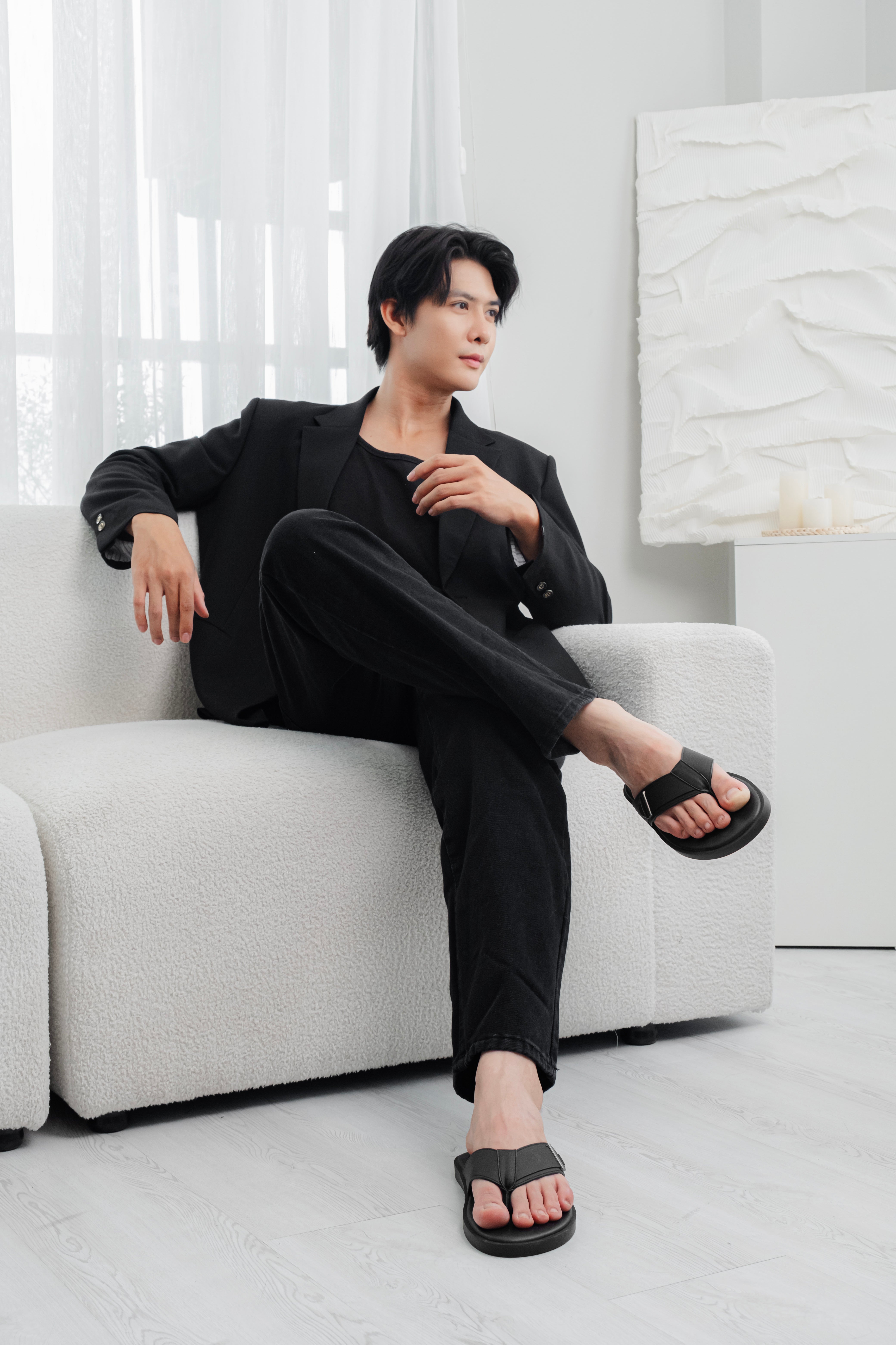 Dép Da Nate [OUTLET] - Leonardo
#color_đen