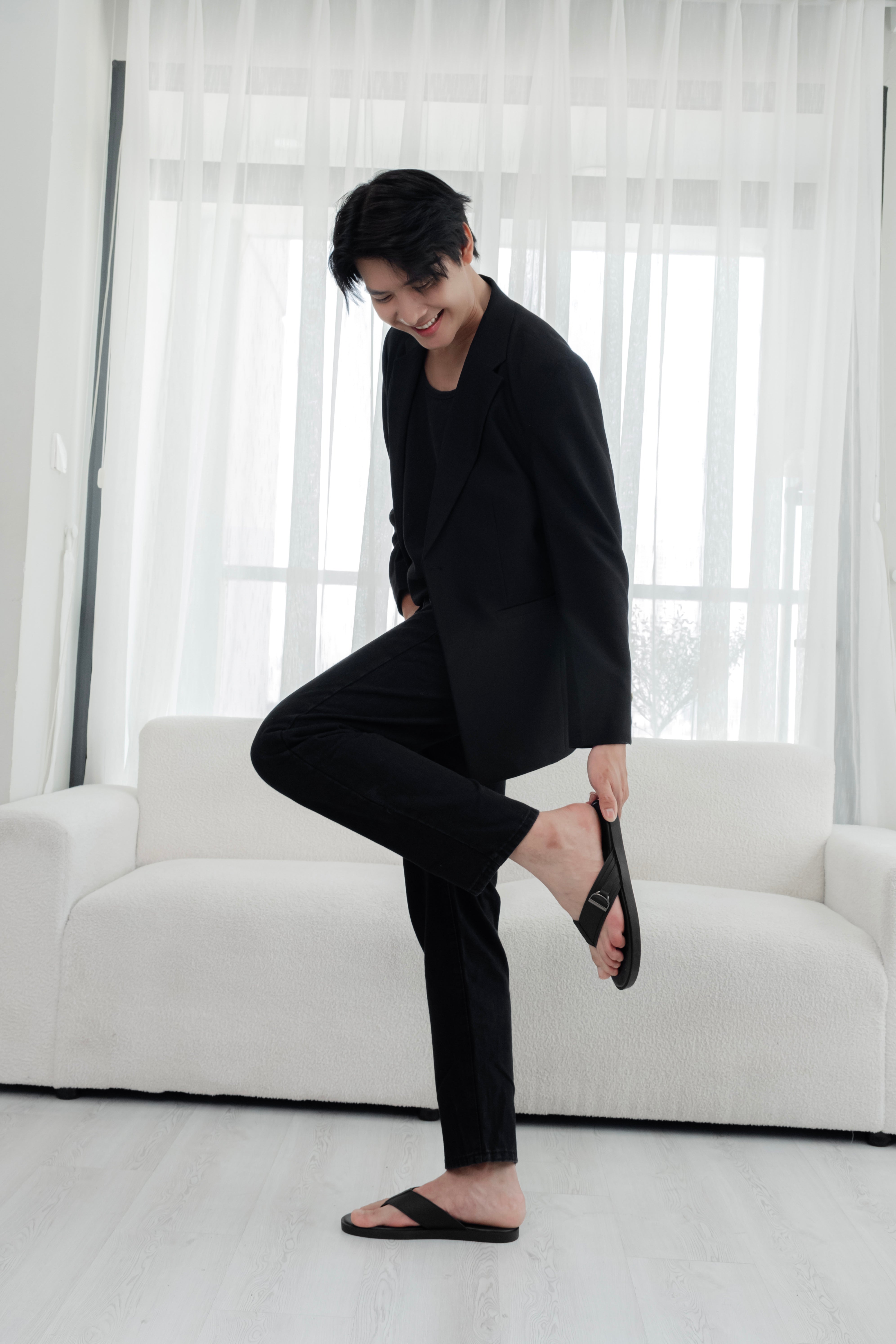 Dép Da Nate [OUTLET] - Leonardo
#color_đen