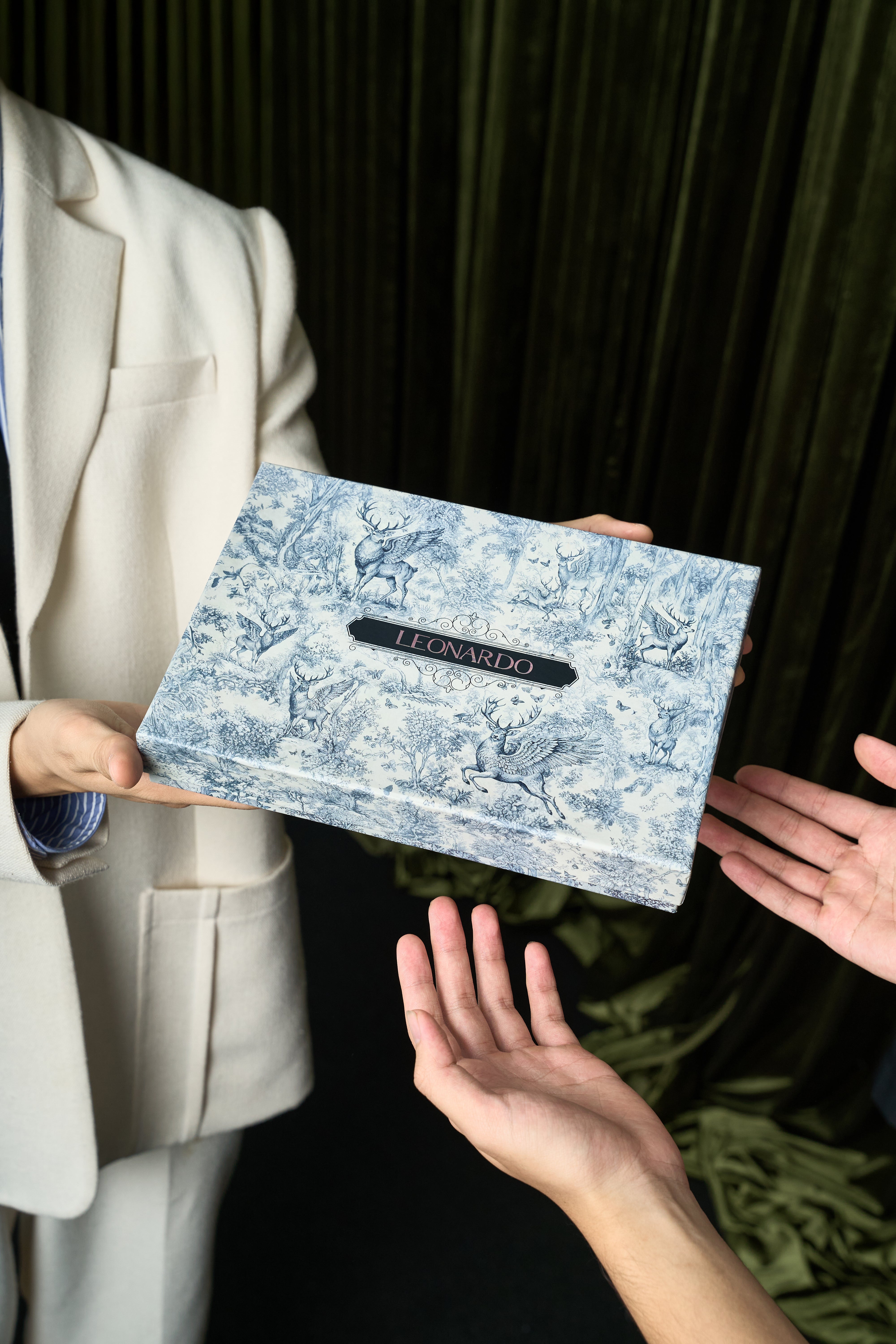 Combo Hưng Thịnh 5 (THẮT LƯNG & VÍ & NƯỚC HOA) - Leonardo